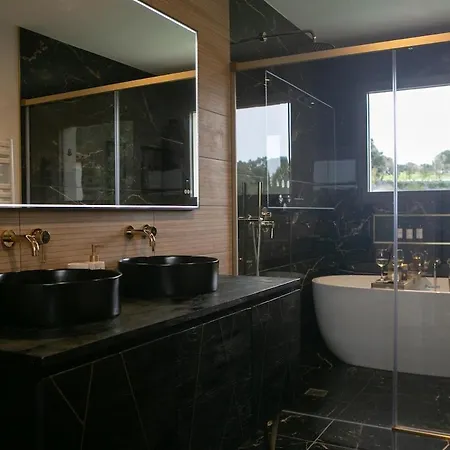 Dom wakacyjny Bellevue Pool Jacuzzi Private Cinema 8 Pers