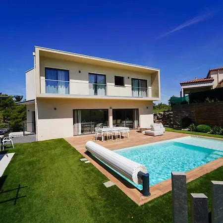 Bellevue Pool Jacuzzi Private Cinema 8 Pers Dom wakacyjny